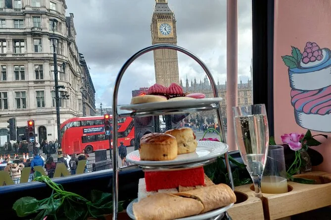 Afternoon-Tea-Bustour, Oberdeck
